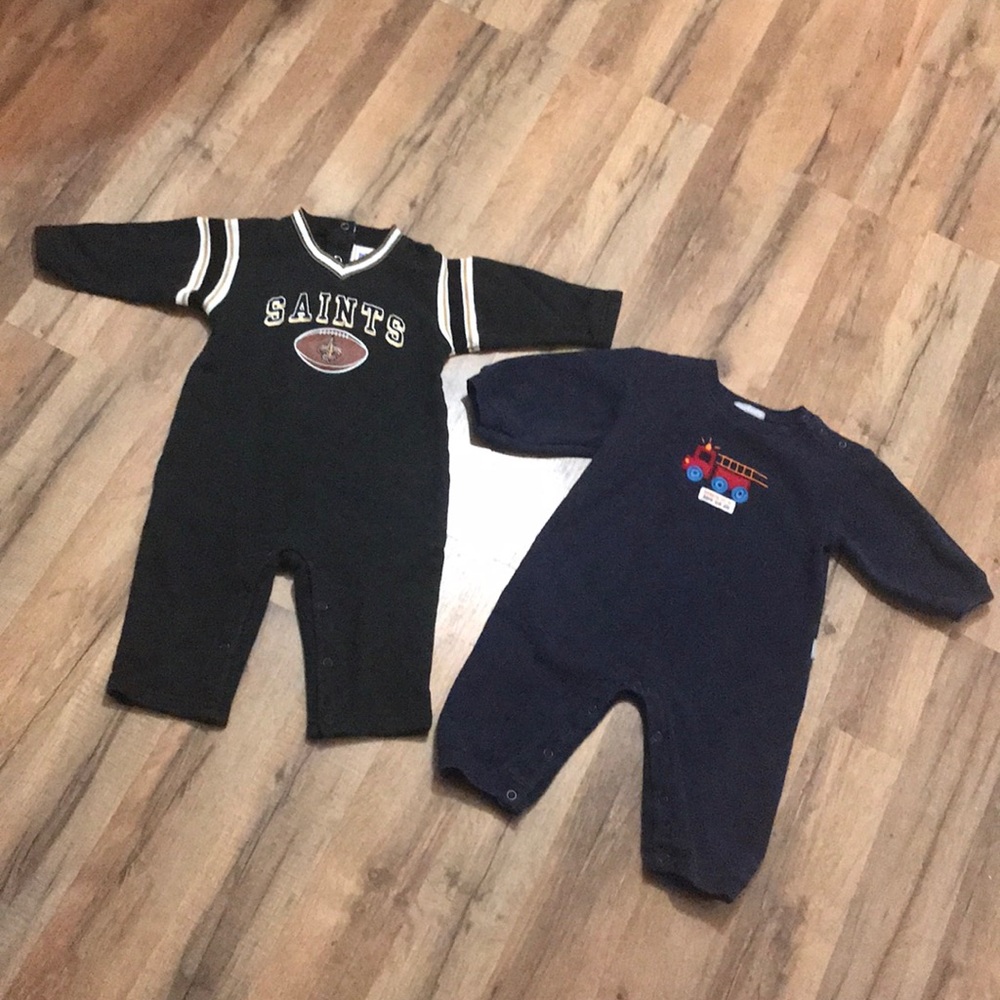 ✨2 12 MN. BOYS ALL-IN-ONE WINTER OUTFIT •SOLD•✨